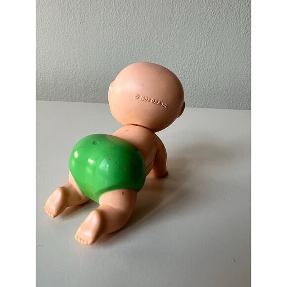 Tomy Cabbage Patch Kids Crawling Babies Girl Wind Up Toy - Picture 4 of 8